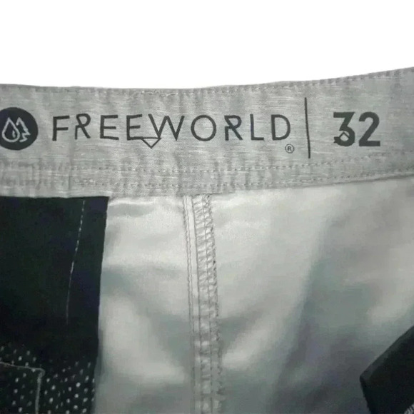 Freeworld Men's Gray Geometric Print Hybrid Board Shorts Swim Size 32 - Picture 6 of 7